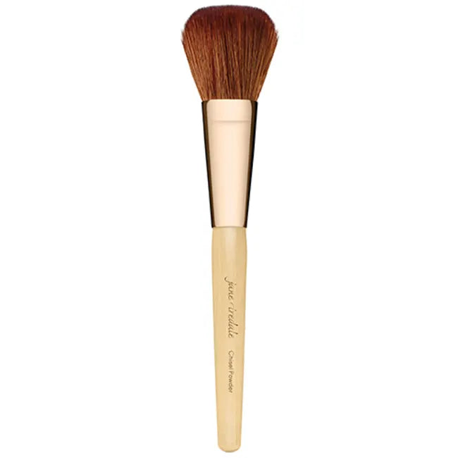 Jane Iredale Chisel powder brush - www.Hudonline.no