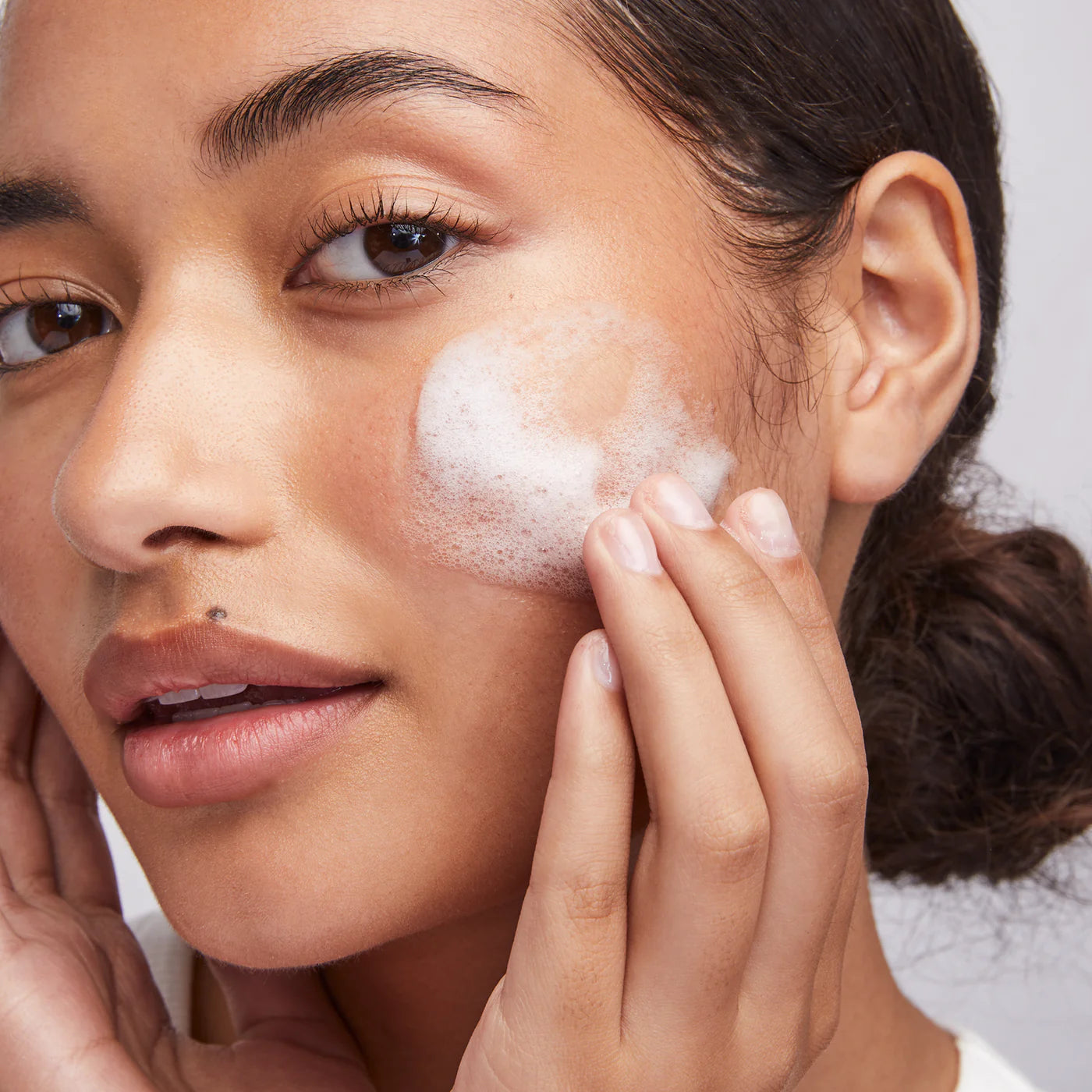 Colorescience No-Show Mineral Sunscreen SPF 50 - www.Hudonline.no 