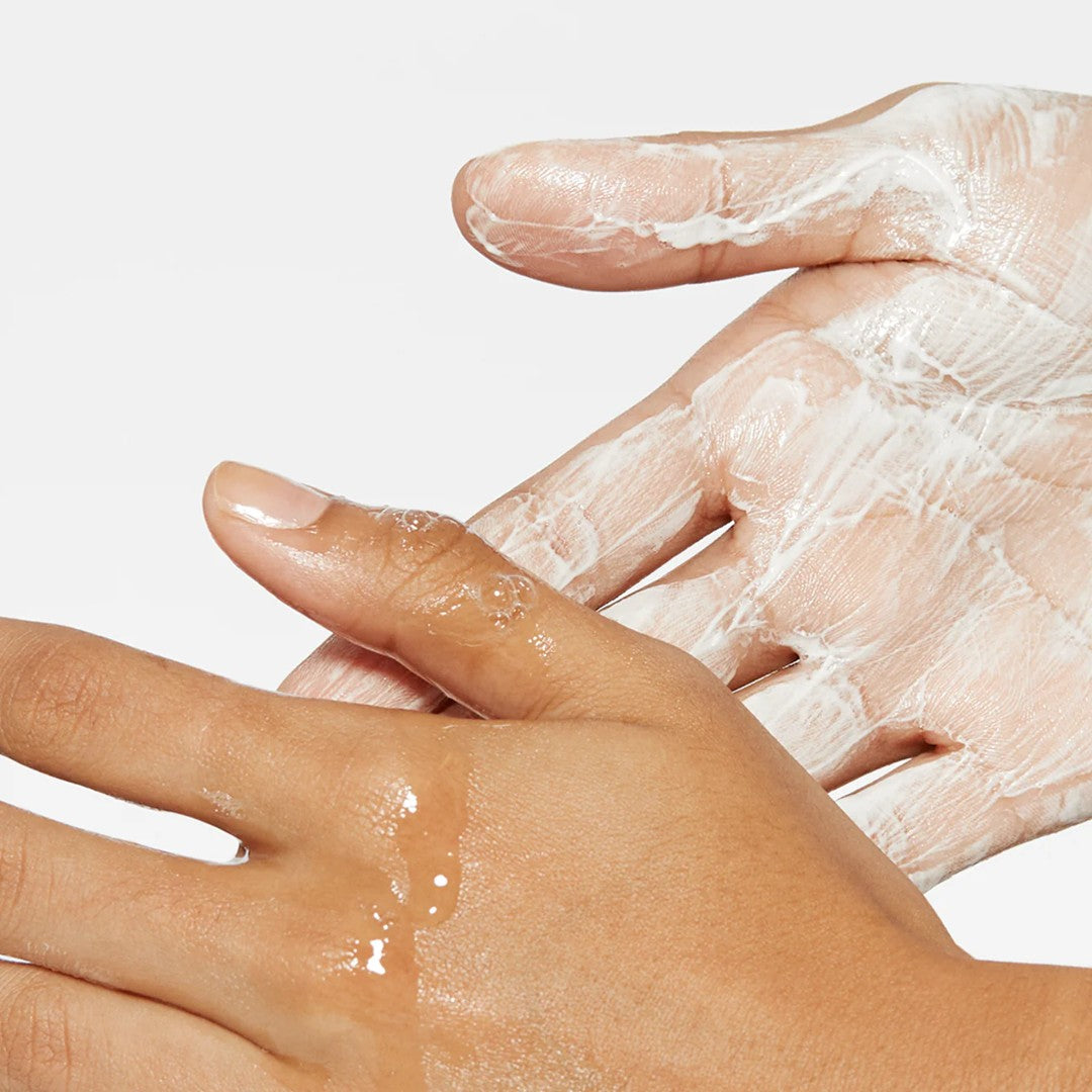 Dermalogica Oil To Foam Total Cleanser 250ml - www.Hudonline.no 