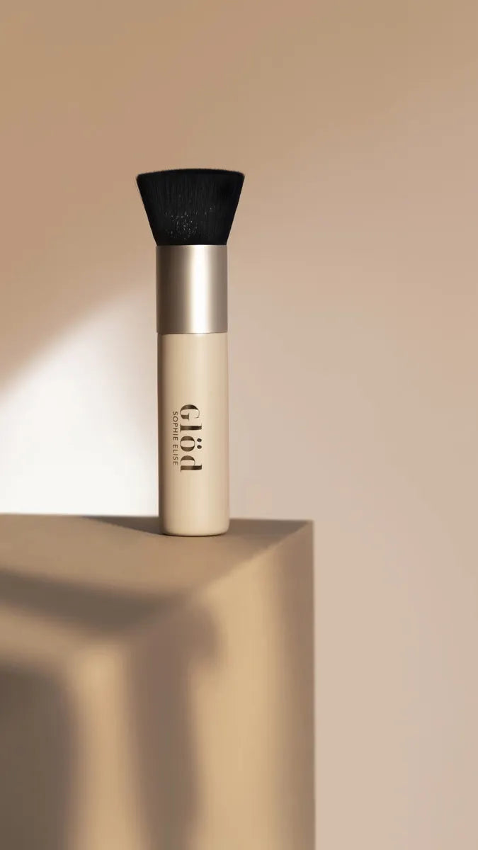 Glød Sophie Elise Self tan brush - www.Hudonline.no 