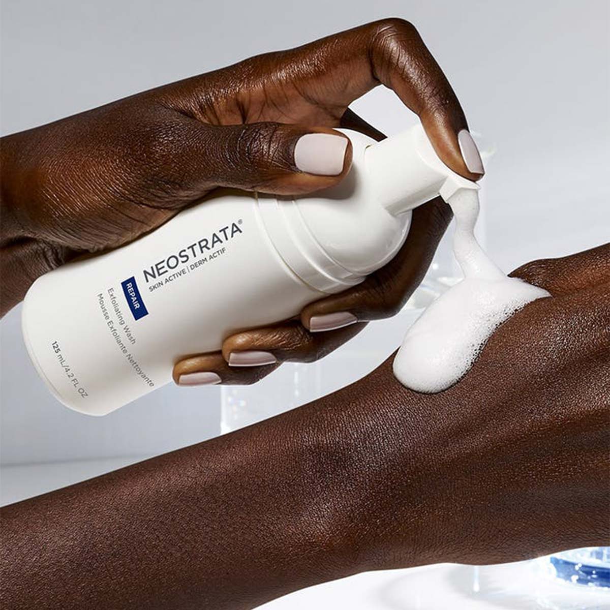 Neostrata exfoliating wash - www.Hudonline.no 